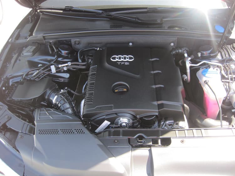 33-2945 K&N Replacement Air Filter, Audi A4/A5/Q5 1.8T/2.0T/2.0TD, '07-17