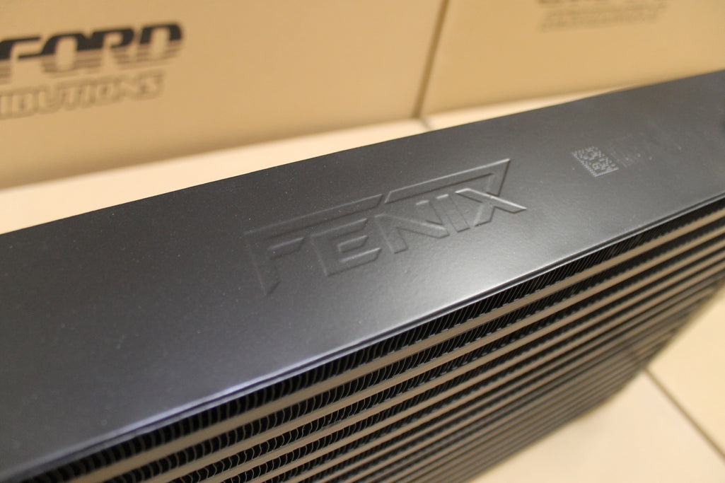 Bar & Plate Intercooler (Core Size 300x600x76mm. 3.0" Outlets).