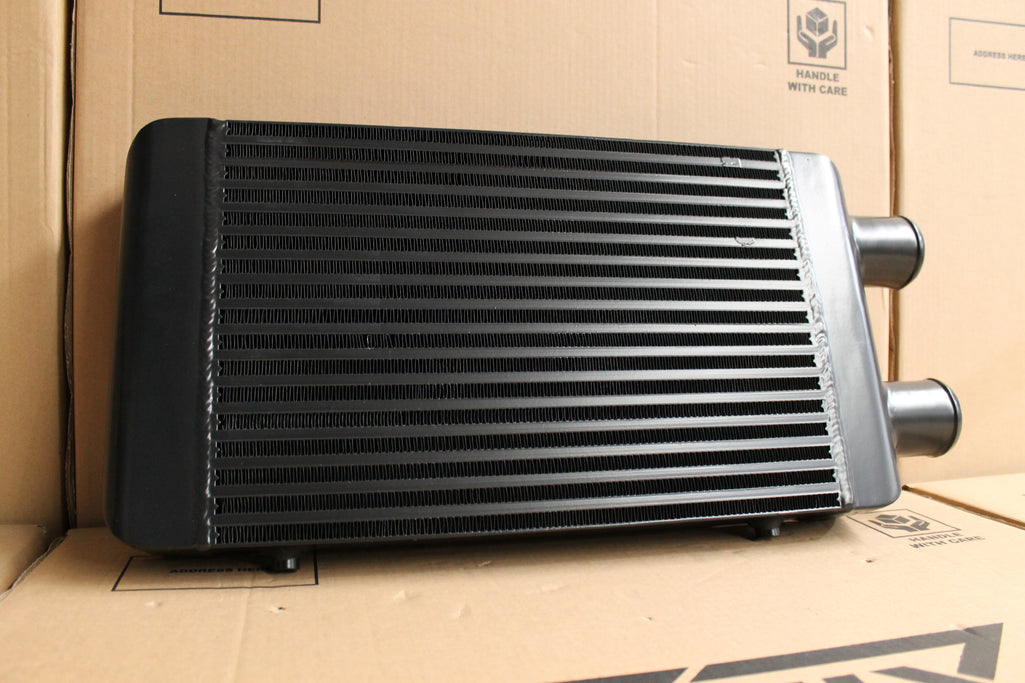 Bar & Plate Intercooler (Core Size 300x450x76mm. 2.5" Outlets Same Side).