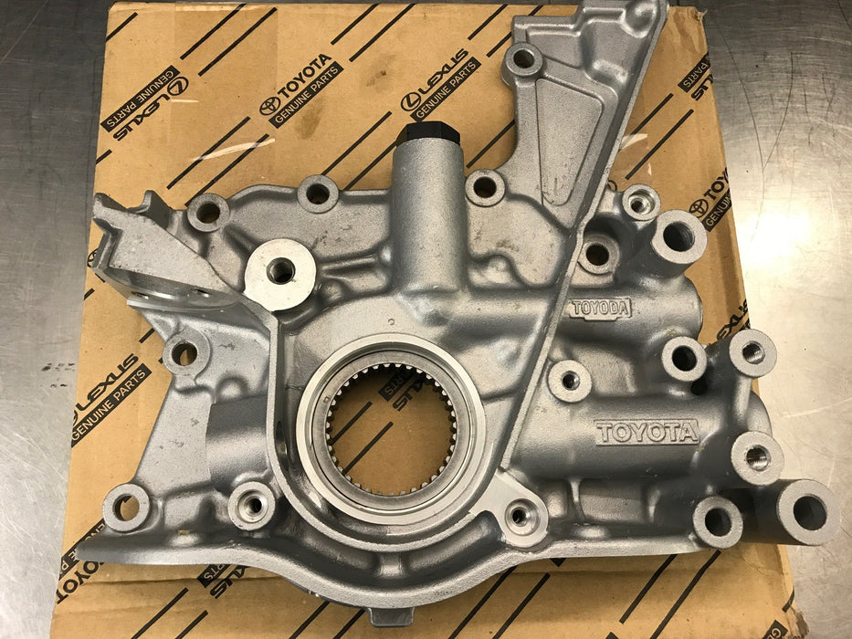 Genuine Toyota 2JZGTE Oil Pump - 15100-46052