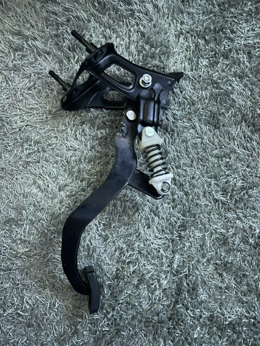 Genuine Toyota JZX100 Chaser RHD Clutch Pedal Assembly - 55107-22170